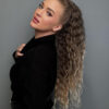 Smedje plavi, afro, opuštena kovrča, rep na mrezicu, studio