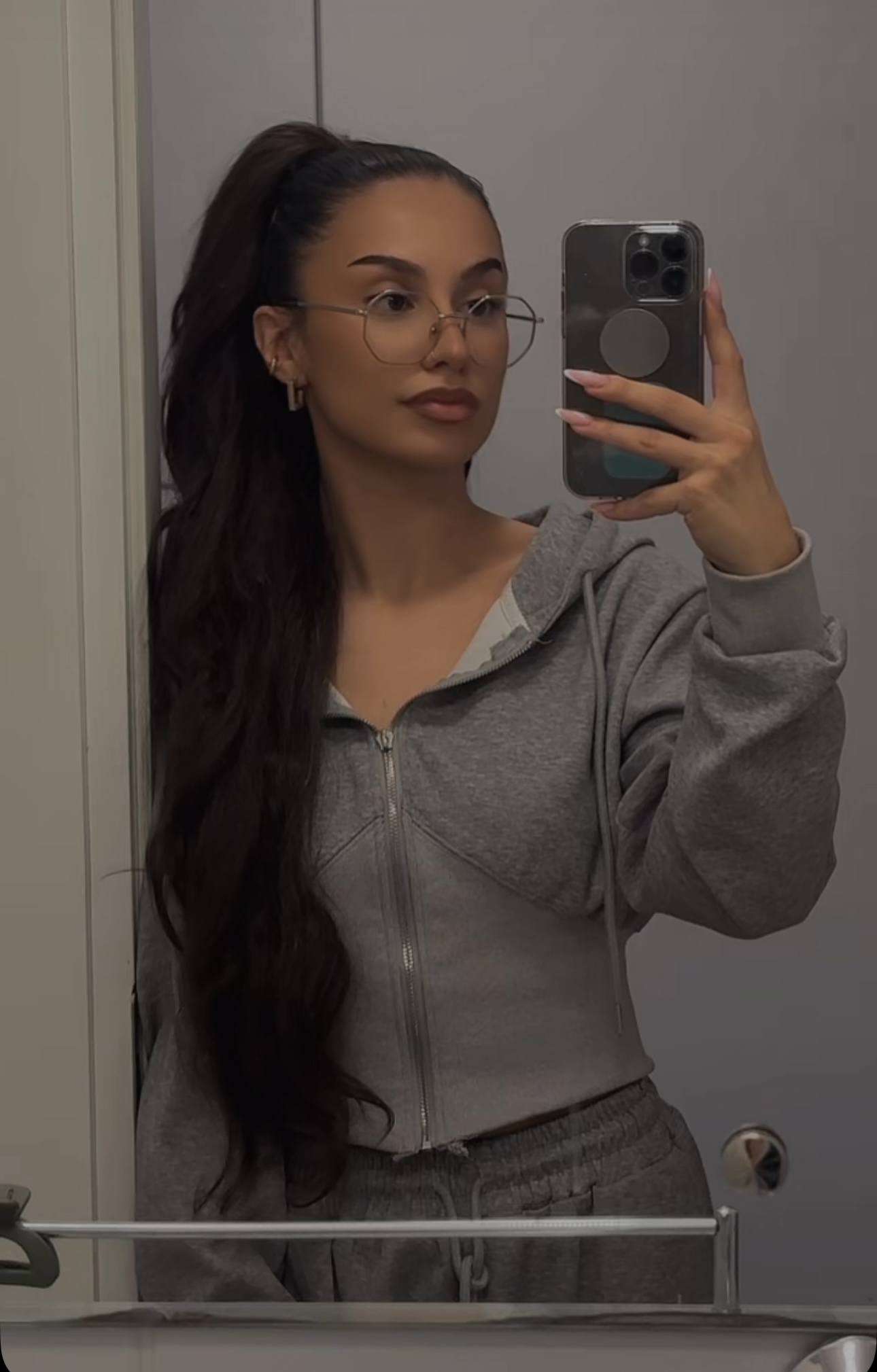 Smeđa │Opuštena kovrča │80cm │Rep na mrežicu photo review